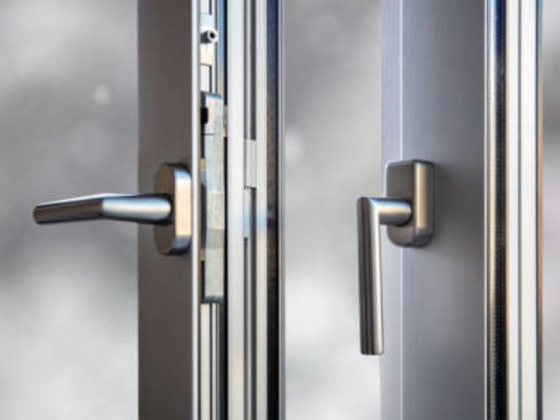 Hutoof Aluminium & Glass