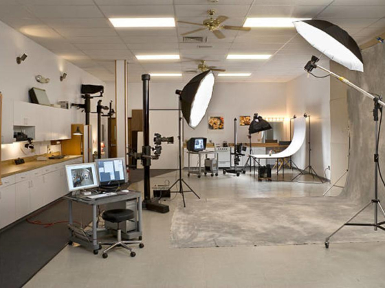 Royal Digital Studio & Stores