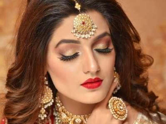 Aks Beauty Salon