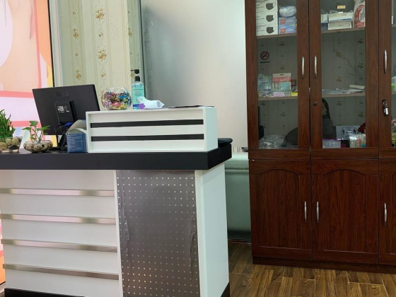 Yellow Stone Ladies Beauty Salon
