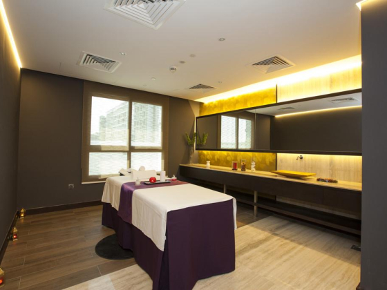 Flora Inn Hotel