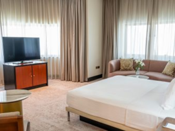 Majestic Cove Hotel