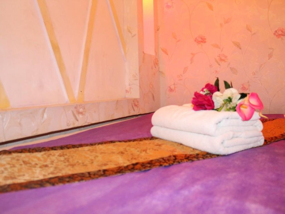 Dream Gold Gents Spa Club