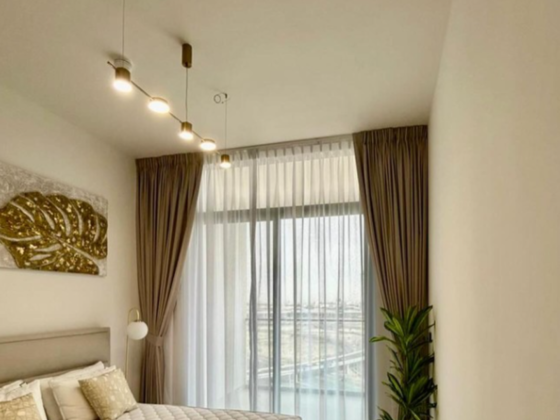 E M S Curtains