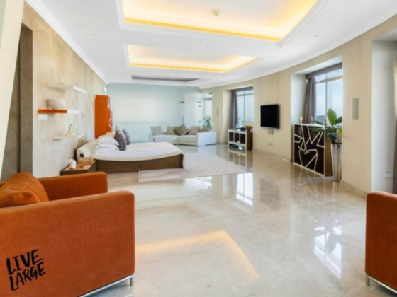 Live Large Holiday Homes Rental