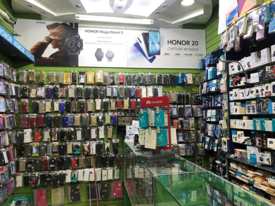 SUMMER MOBILE PHONE TRADING