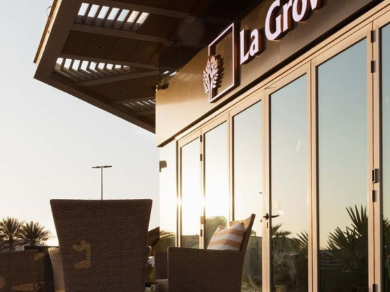 La Grove Restaurant And Cafe