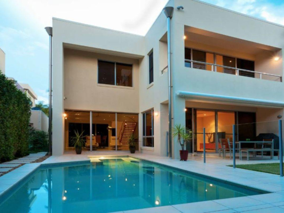 Eli & Ese Vacation Homes Rental