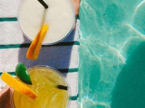 Zing Beach Bar & Pool Bar
