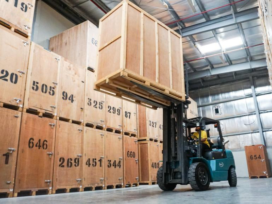 Easytruck Removals & Storage LLC