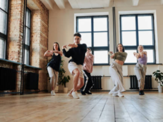 Dance Horizons