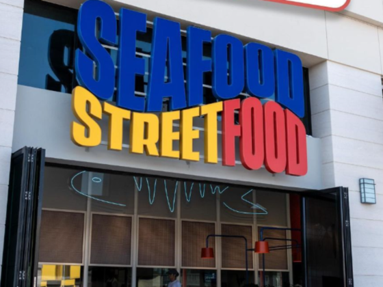 Seafood Street Food Restaurant