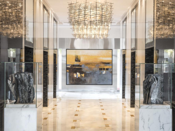 Shangri-la Hotel