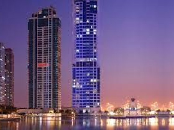 Movenpick Hotel Jumeirah Lakes Towers