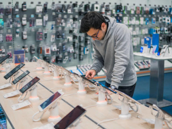 Mail Box Phones Trading