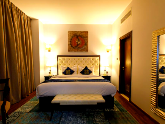 Seven Seas Hotel