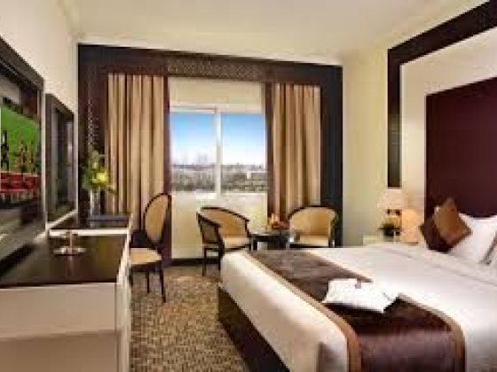 Carlton Tower Hotel