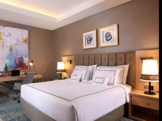 Grand Cosmopolitan Hotel