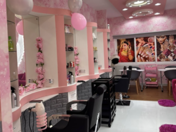 Quick Glam Beauty Salon