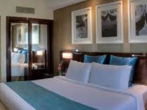 Crowne Plaza Hotel