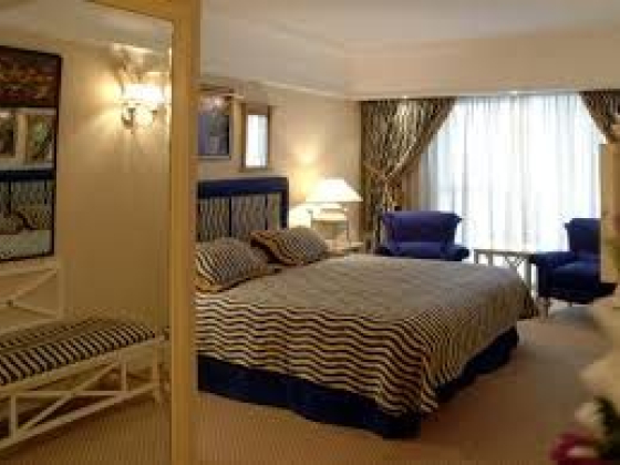 Crowne Plaza Hotel