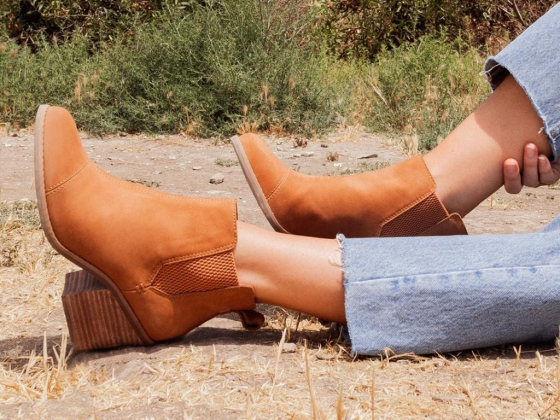 Toms
