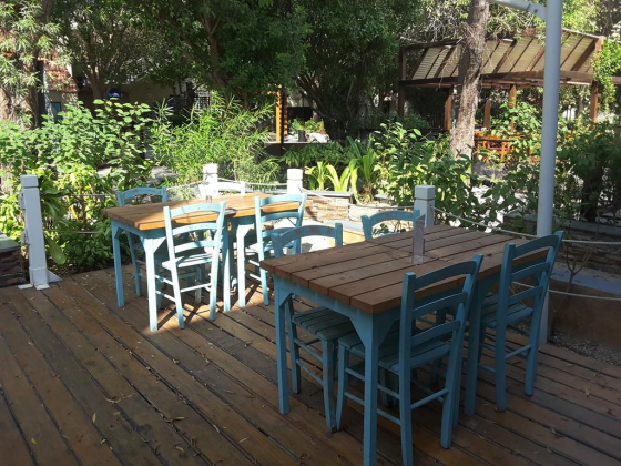 Joey's Greek Taverna Restaurant