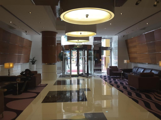 Hilton Dubai The Walk Hotel
