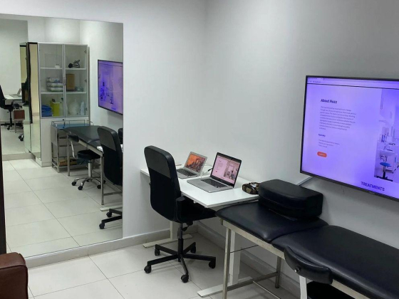 Huzz Ink Clinic
