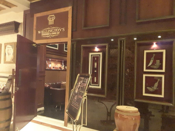 Wellington"s Steakhouse And Lounge Bar