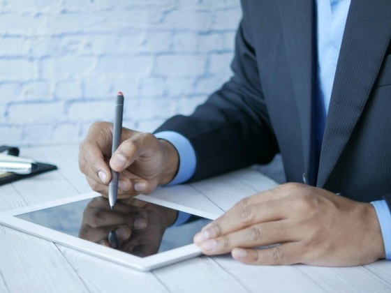 V V I P Businessmen Services