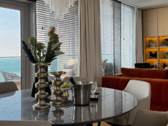 Savoir Prive Properties