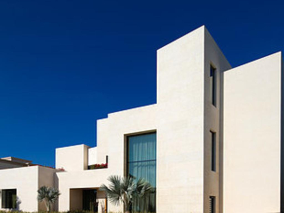 Sur Mesure Real Estate Brokers