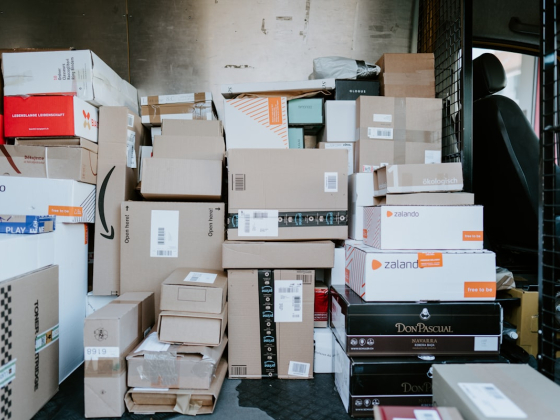 Courier Service in Dubai: What It Actually Costs and How to Book One Properly