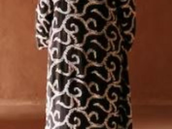 Classic Zinnia For Fashion Designing