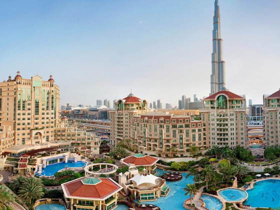 Swissotel Al Murooj Hotel