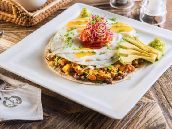 Hamptons Restaurant & Cafe