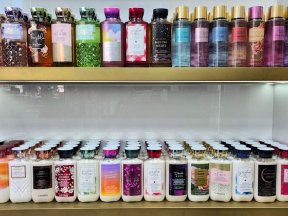 Rukn Al Amwaj Perfumes Trading