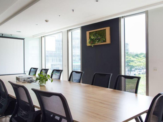 Asalat Meeting Room