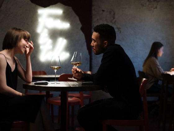 10 Things to Always Avoid on a First Date