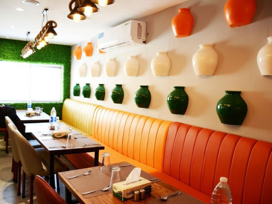 Apna Dhaba Restaurant
