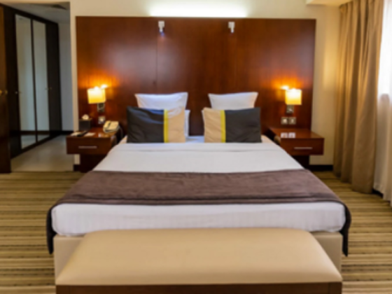 Aravi Hotel