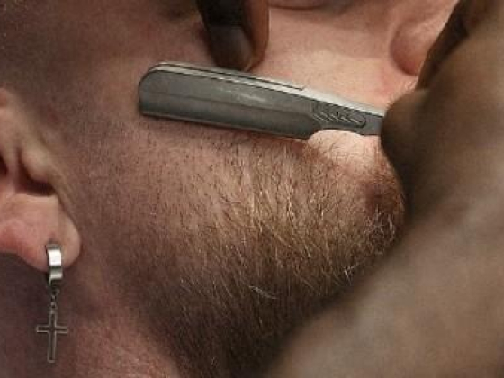 Moe"s Barbershop