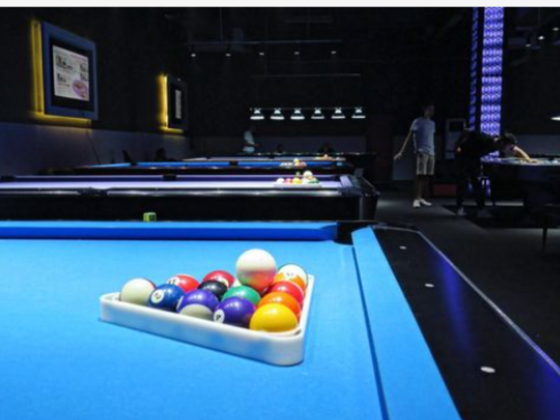 High Rollers Snooker & Billiards