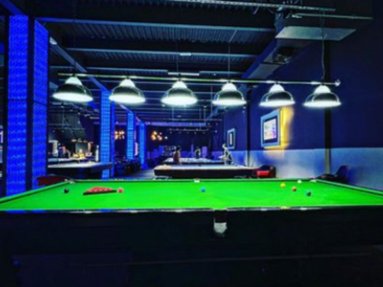 High Rollers Snooker & Billiards