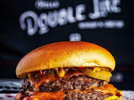 Double Like Burger & Lobster