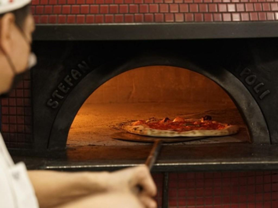Antica Pizzeria Napoletana Restaurant