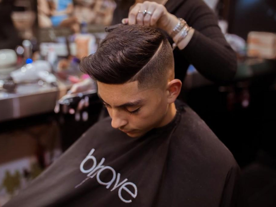 Madina Lahore Gents Saloon
