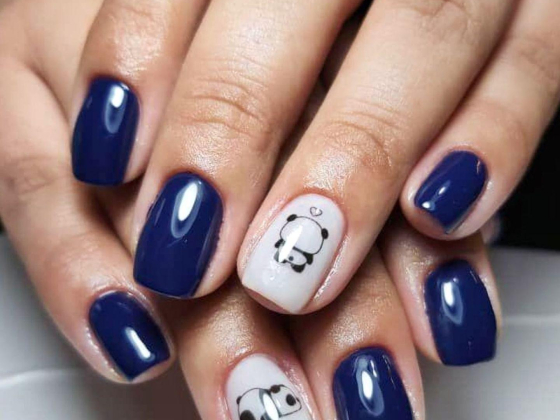 Broze Ladies Salon
