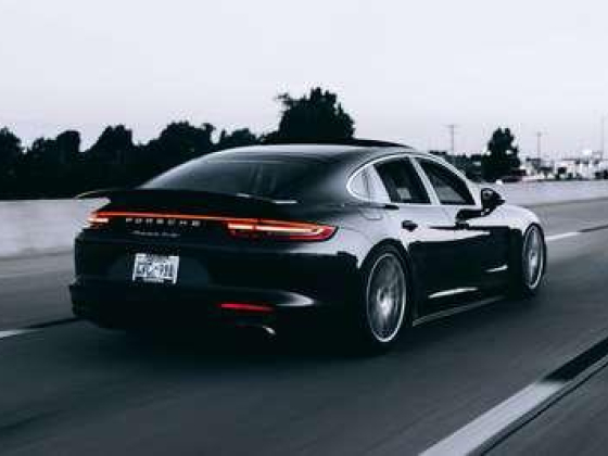 Avis Uae  Rent A Car